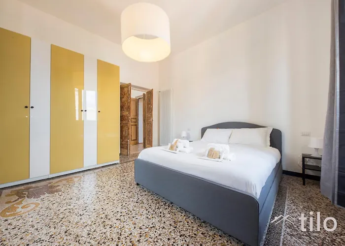 Center, 2br, Free Wifi & Netflix By Tilo * ジェノヴァ