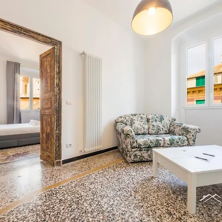 Center, 2br, Free Wifi & Netflix By Tilo * Genoa