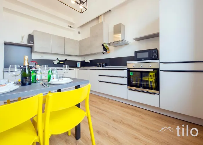 Appartement Center, 2br, Free Wifi & Netflix By Tilo Gênes